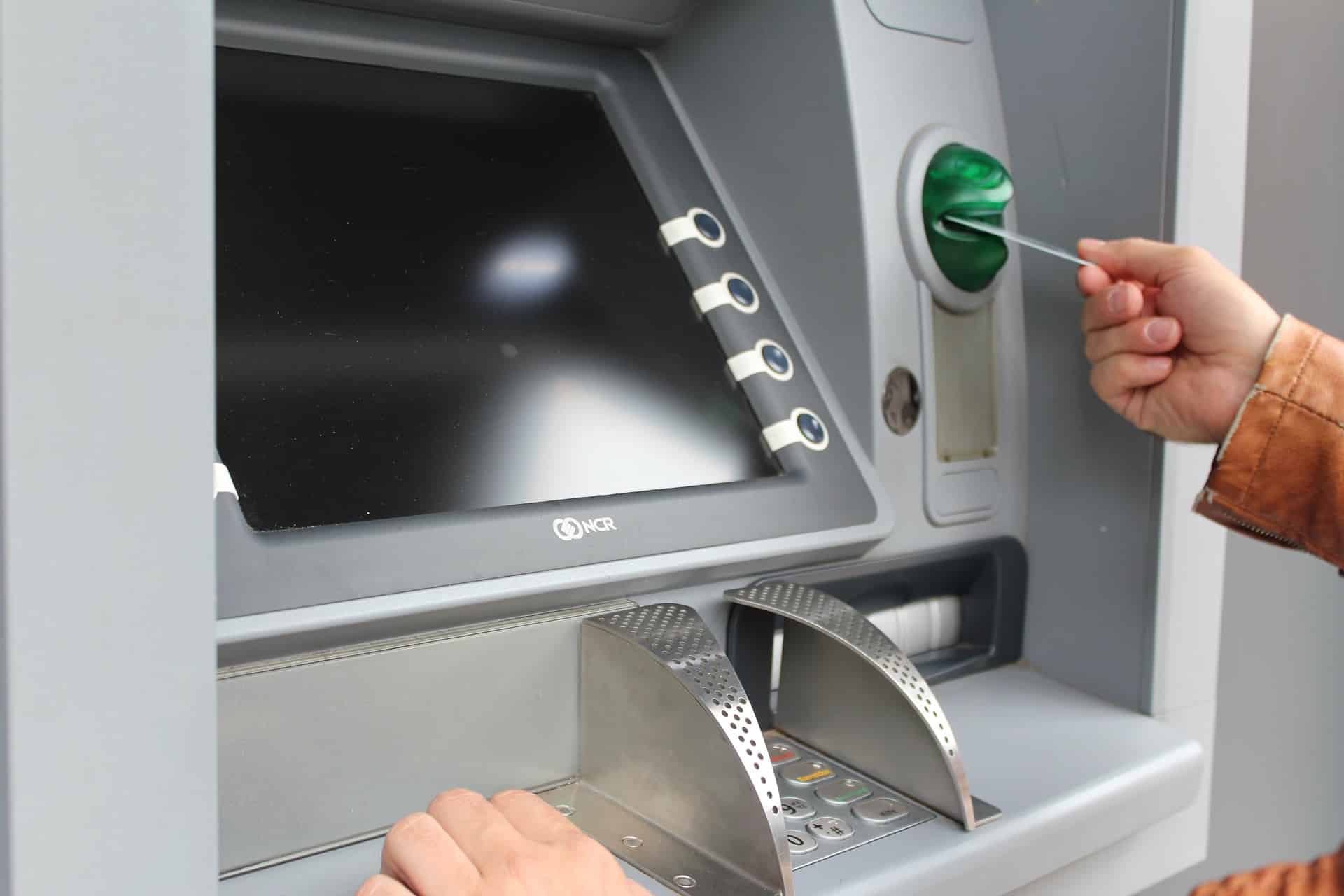 Uitspraak: Betaaldienstverlener beëindigt dienstverlening voor webshop in slagroompatronen