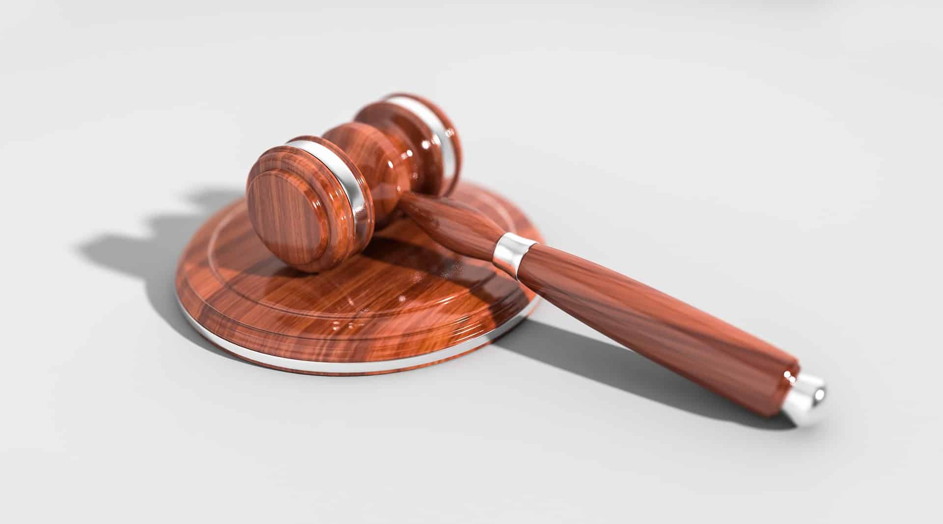Uitspraak: Identiteitsfraude of medeplichtigheid? Overwegingen bij registratie in het EVR