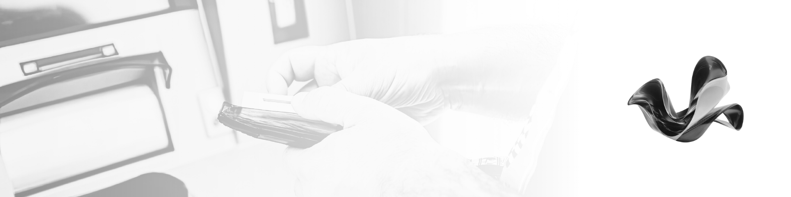 Uitspraak: Bankrekening geblokkeerd door contante stortingen: wat mag de bank onder de Wwft?